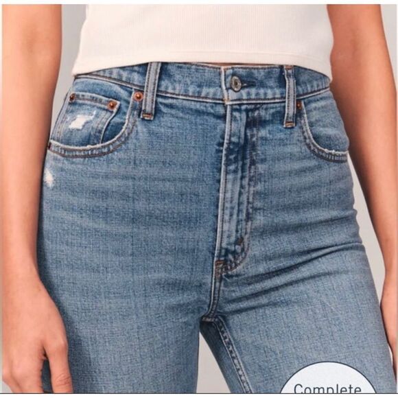 Abercrombie & Fitch The 90s Slim Straight Ultra High Rise Jeans - Picture 3 of 11